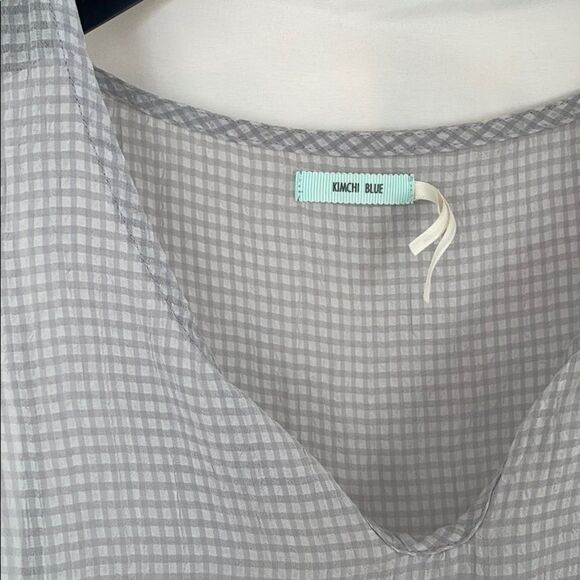 Blue Top  - Picture 2 of 4